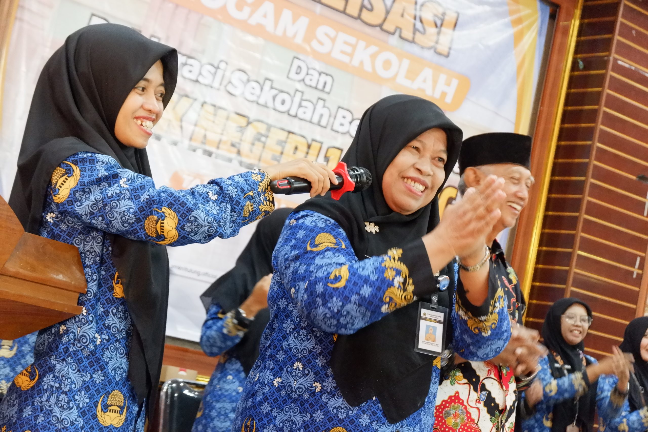 SOSIALISASI PROGRAM SEKOLAH DAN DEKLARASI SEKOLAH BERINTEGRITAS