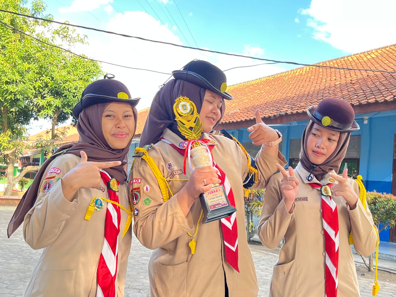 3 SISWA SMK NEGERI 1 TULUNG BERHASIL MEMBAWA PULANG PIALA JUARA 1 TINGKAT KABUPATEN KLATEN