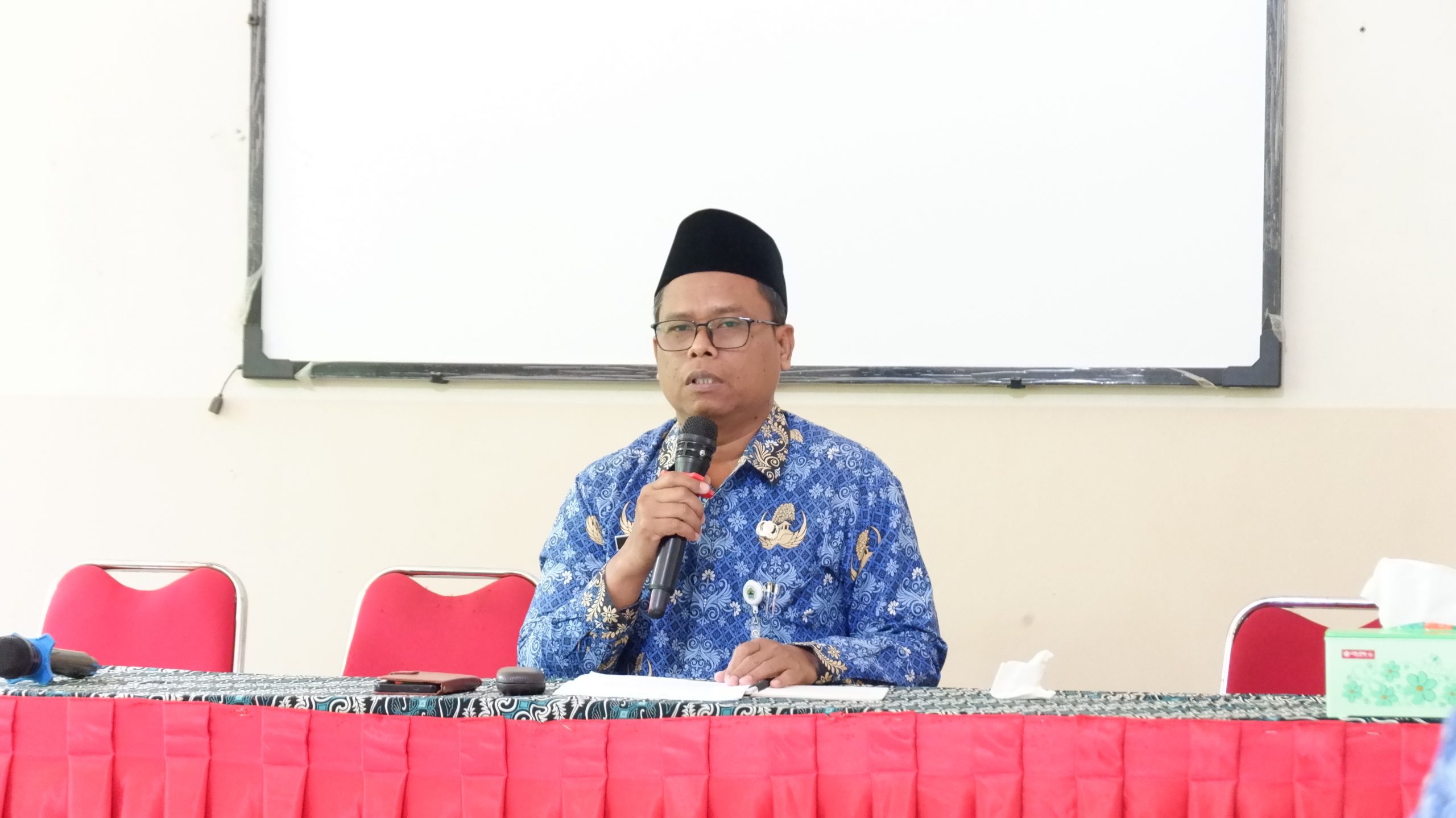 PEMBINAAN GURU DAN KARYAWAN SMK NEGERI 1 TULUNG  TAHUN 2026